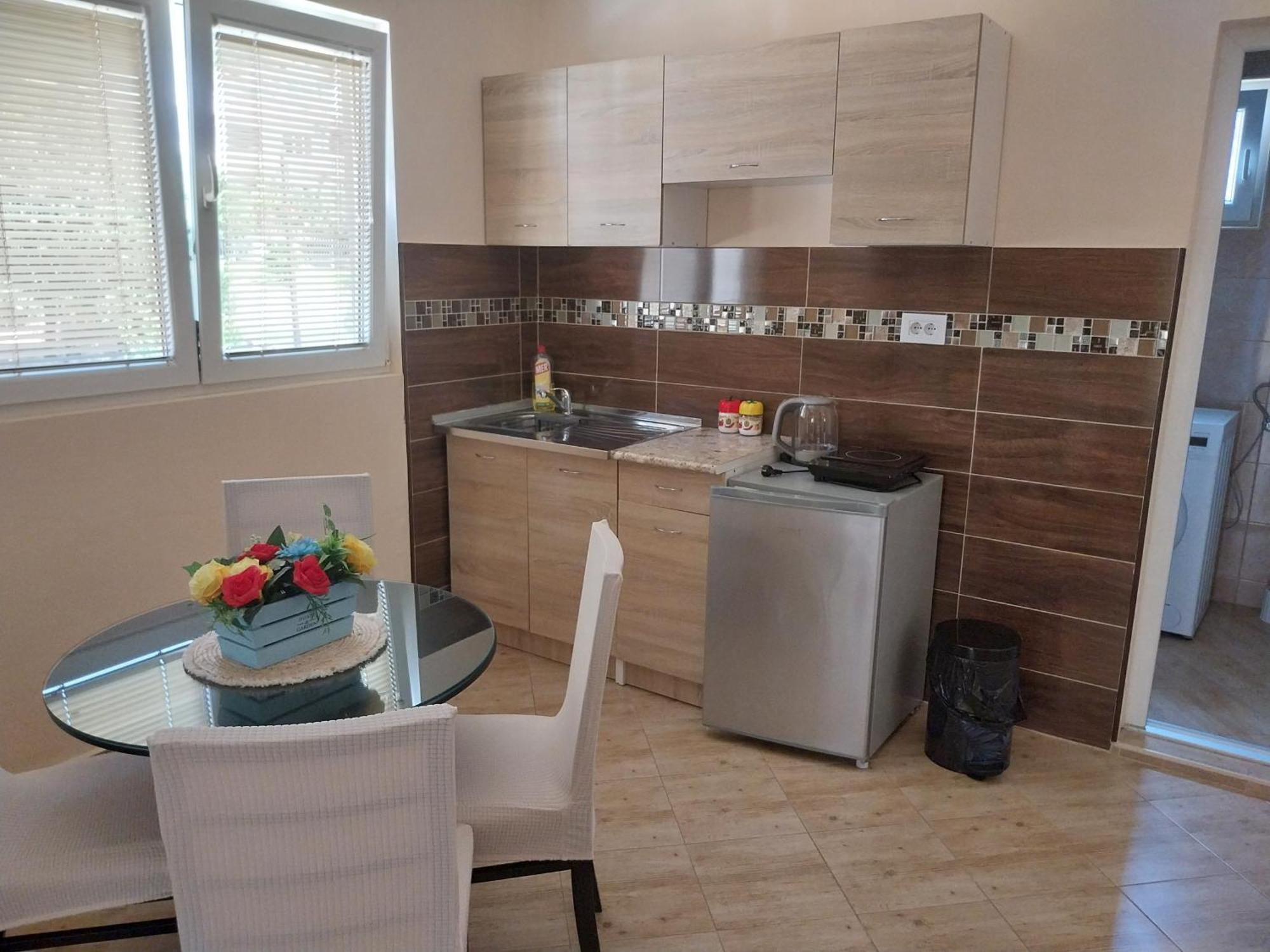 Apartments M&T Tivat Bilik gambar