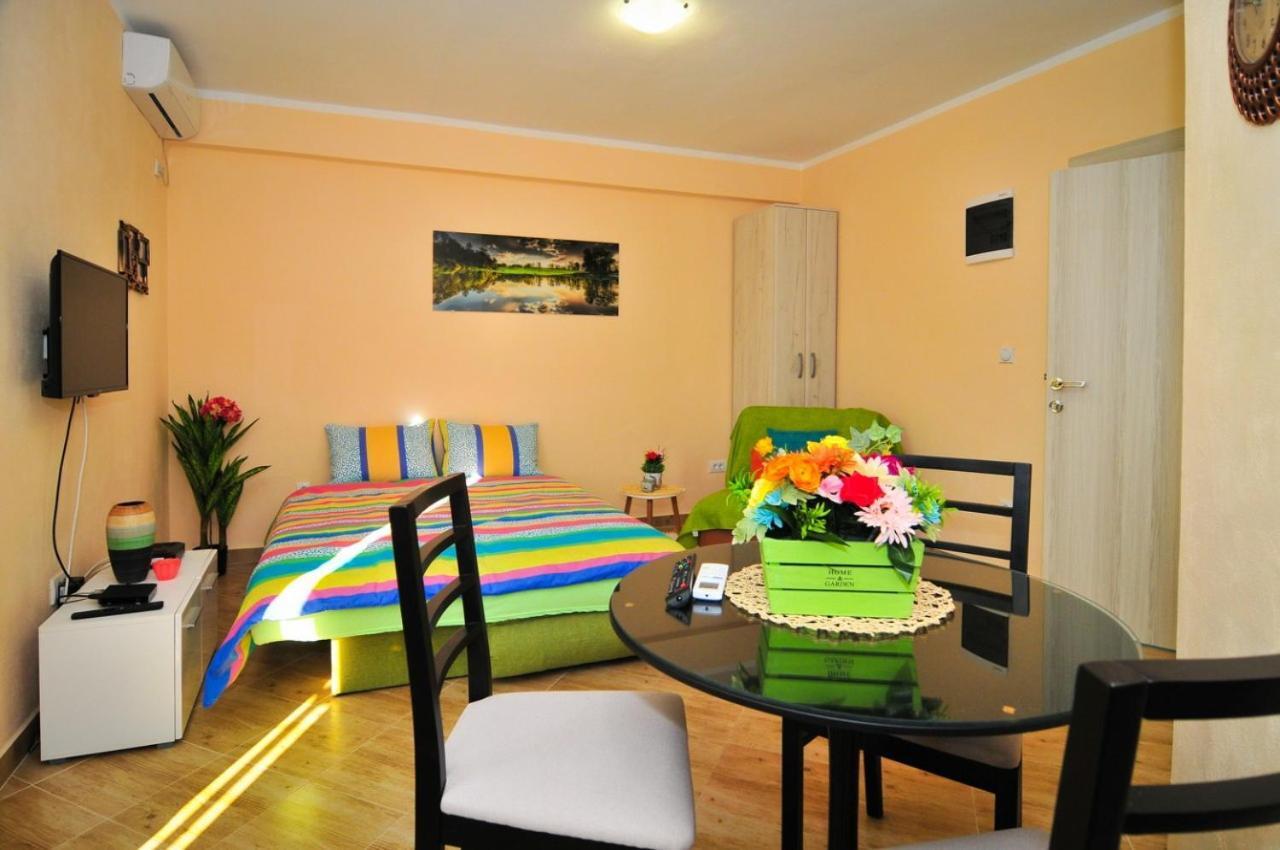 Apartments M&T Tivat Luaran gambar