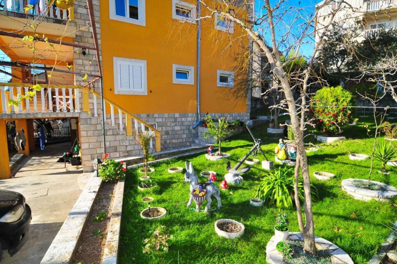 Apartments M&T Tivat Luaran gambar