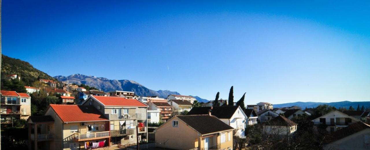 Apartments M&T Tivat Luaran gambar